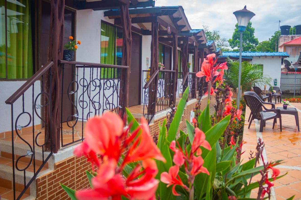 Cabanas El Saman Villavicencio Apiay Εξωτερικό φωτογραφία